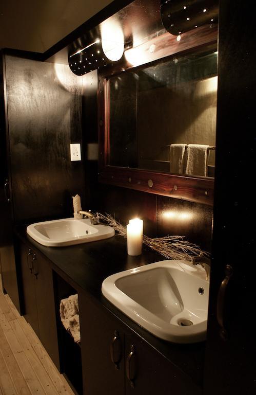 Moon Mountain Lodge Constantia Rum bild